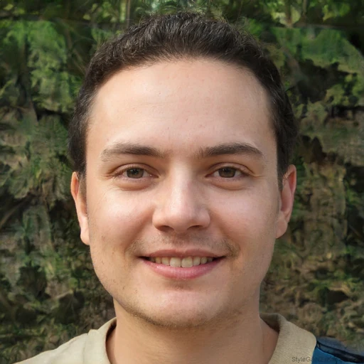 Maximilian M.