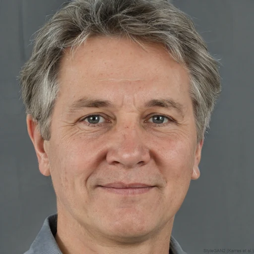 Tobias L.